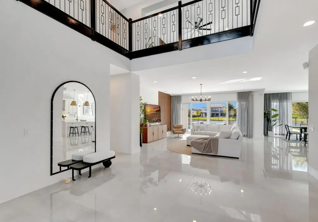 19871 Meadowside Lane Boca Raton FL 33498
