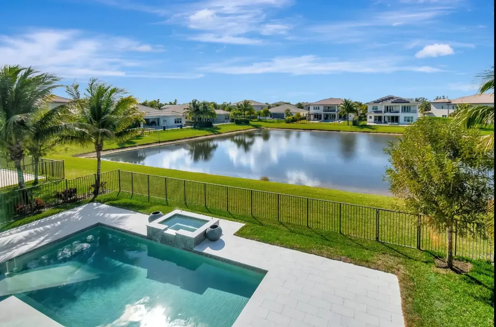 19871 Meadowside Lane Boca Raton FL 33498