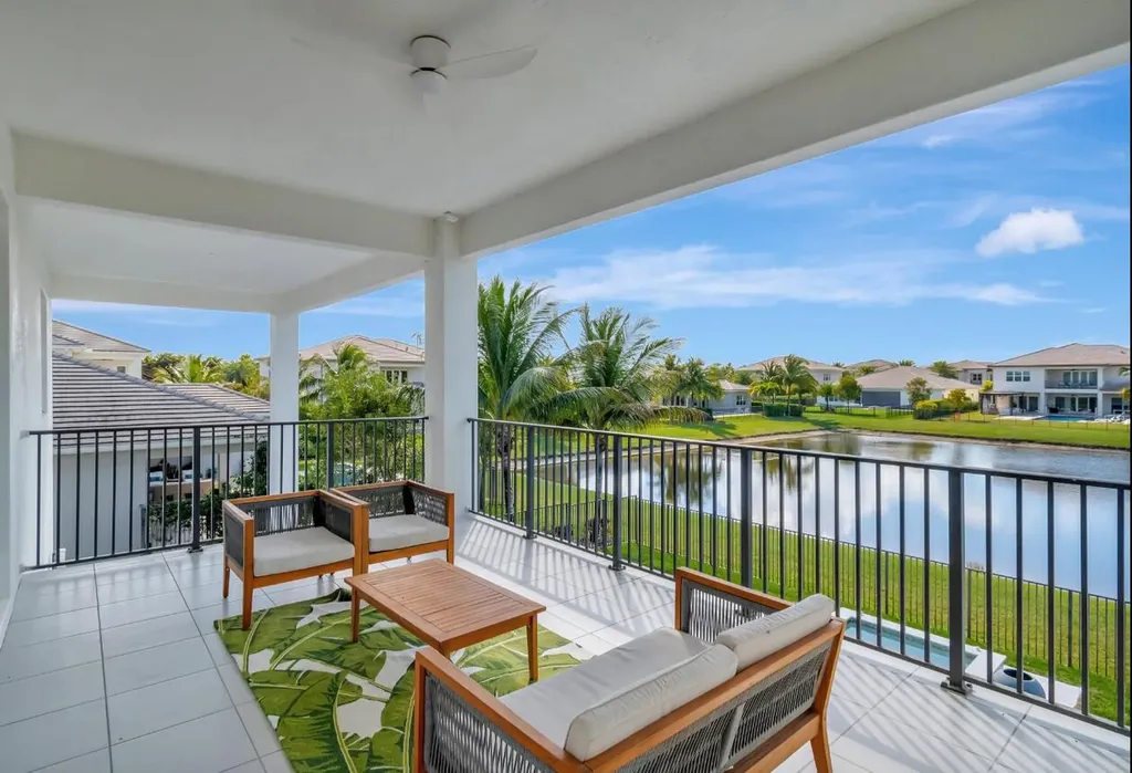 19871 Meadowside Lane Boca Raton FL 33498
