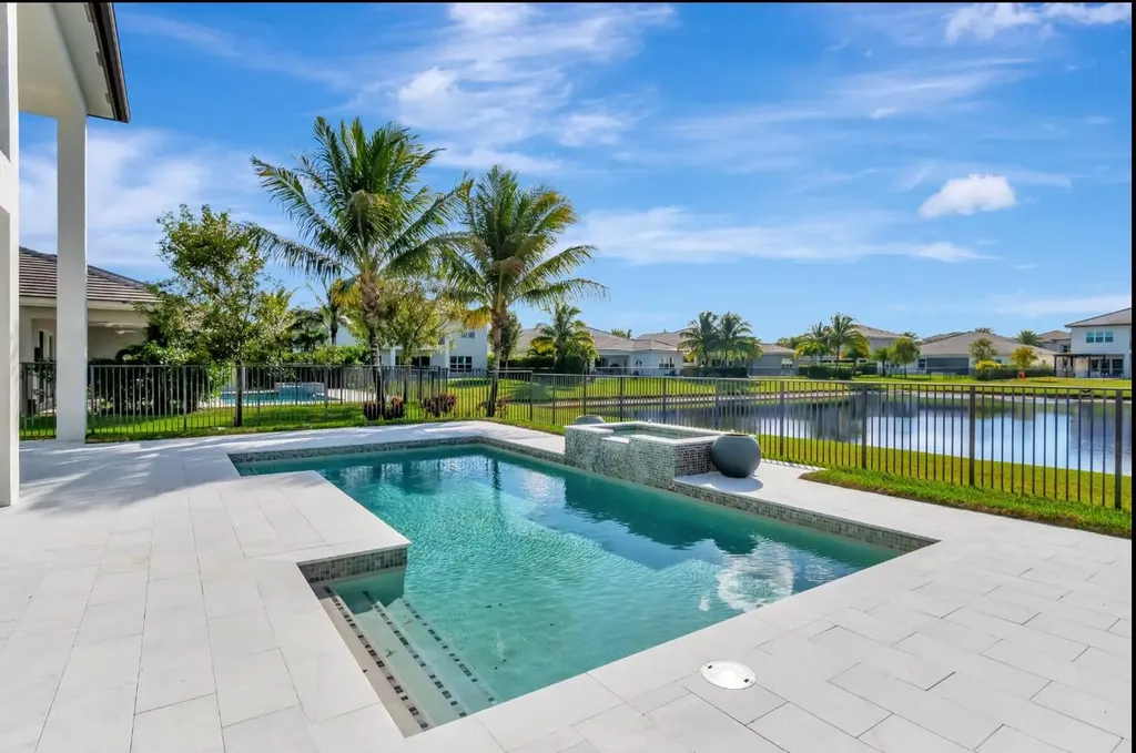 19871 Meadowside Lane Boca Raton FL 33498