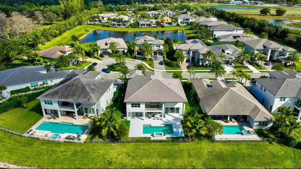 19871 Meadowside Lane Boca Raton FL 33498