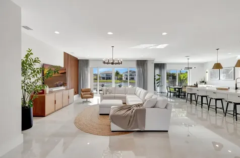 19871 Meadowside Lane Boca Raton FL 33498