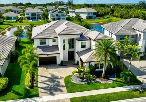 19871 Meadowside Lane Boca Raton FL 33498