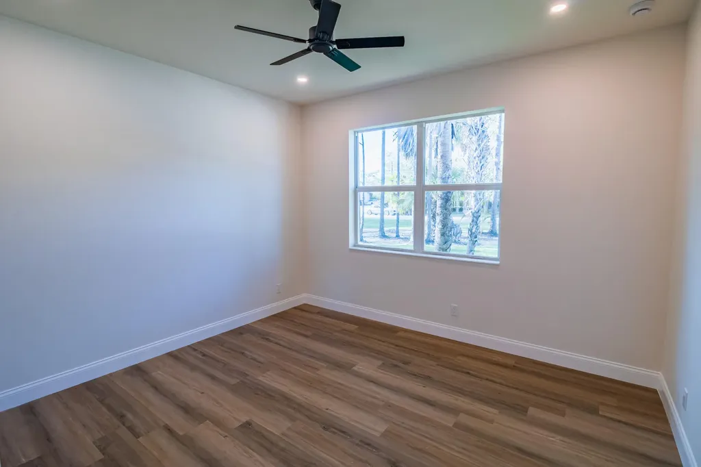 17602 63rd N The Acreage FL 33470