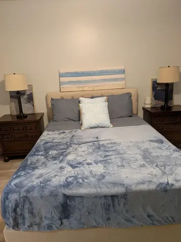 2734 NE 27th Court Lighthouse Point FL 33064