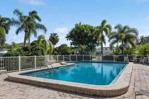 2734 NE 27th Court Lighthouse Point FL 33064