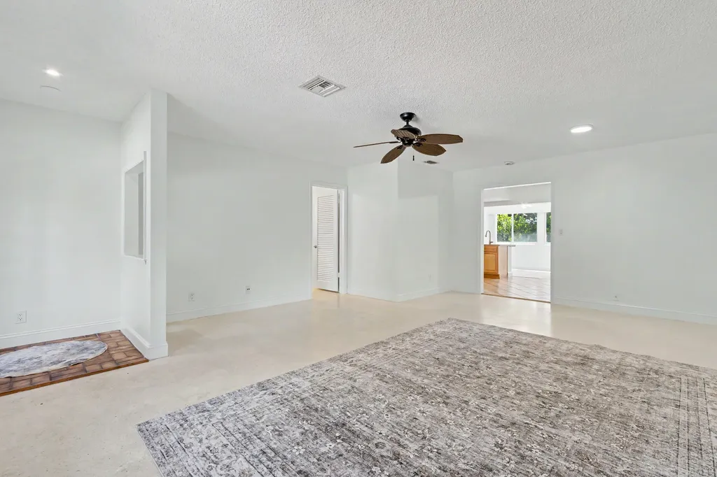 4800 NE 25th Avenue Fort Lauderdale FL 33308