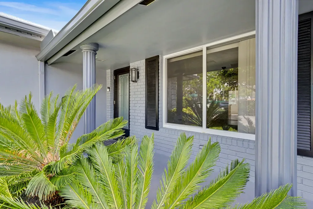 4800 NE 25th Avenue Fort Lauderdale FL 33308