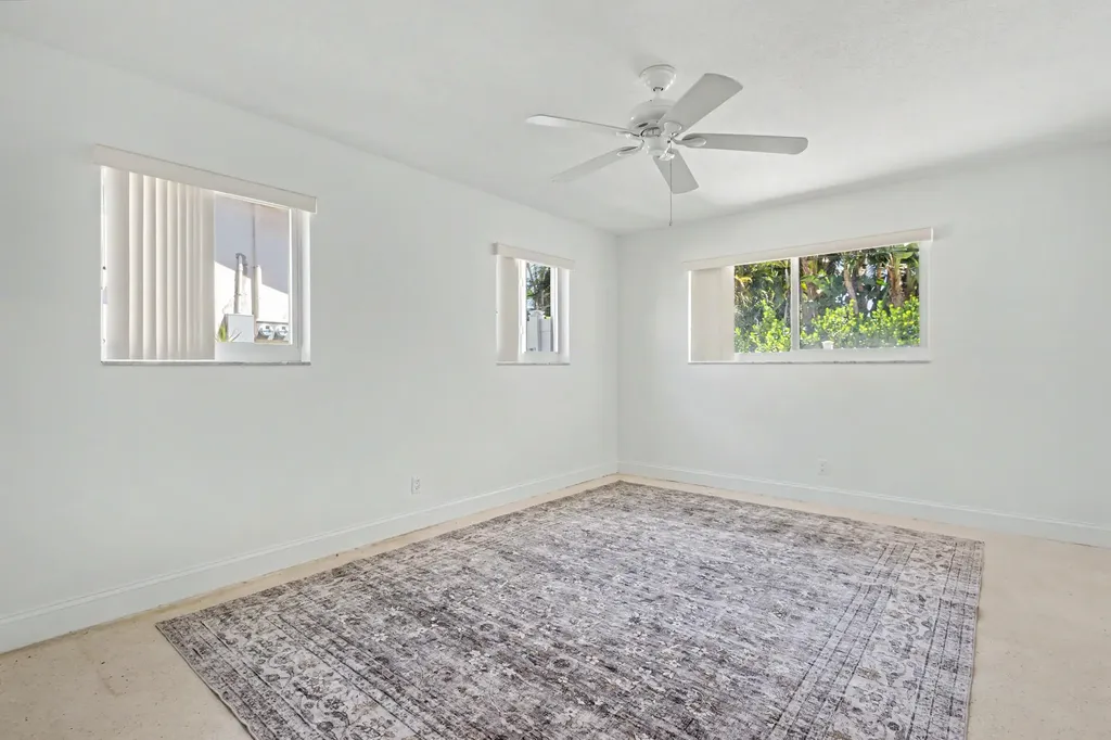 4800 NE 25th Avenue Fort Lauderdale FL 33308