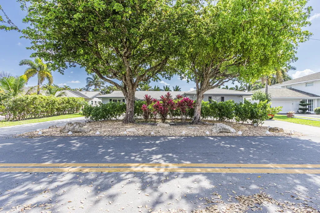 4800 NE 25th Avenue Fort Lauderdale FL 33308