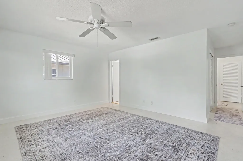 4800 NE 25th Avenue Fort Lauderdale FL 33308