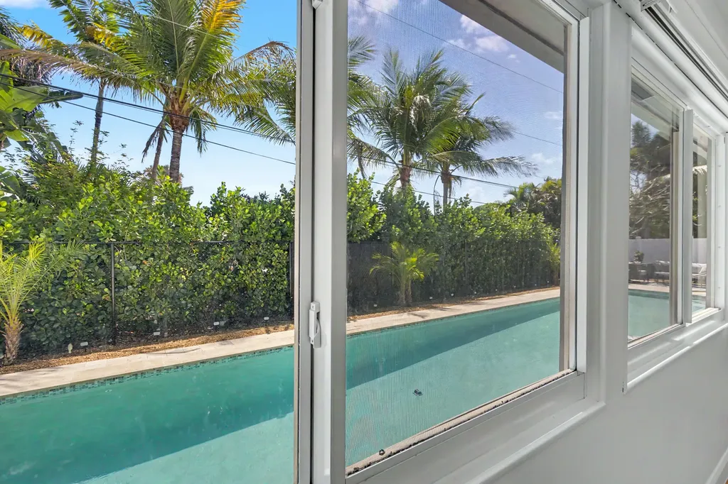 4800 NE 25th Avenue Fort Lauderdale FL 33308