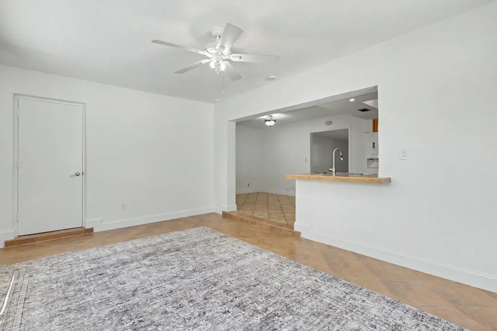 4800 NE 25th Avenue Fort Lauderdale FL 33308
