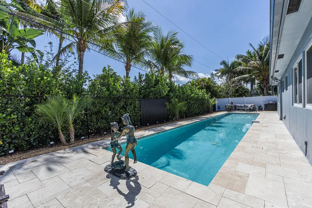 4800 NE 25th Avenue Fort Lauderdale FL 33308