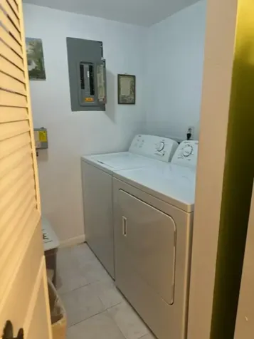 409 Pine Glen Lane Greenacres FL 33463
