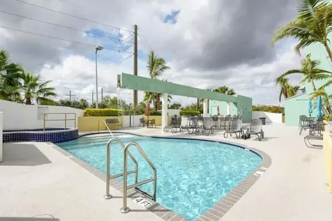 185 NE 4th Avenue Delray Beach FL 33483