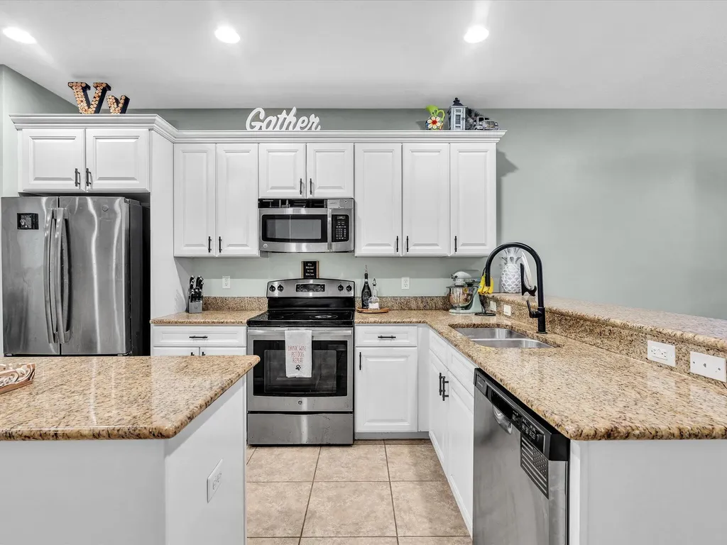 7758 SW 52nd Place Davie FL 33328