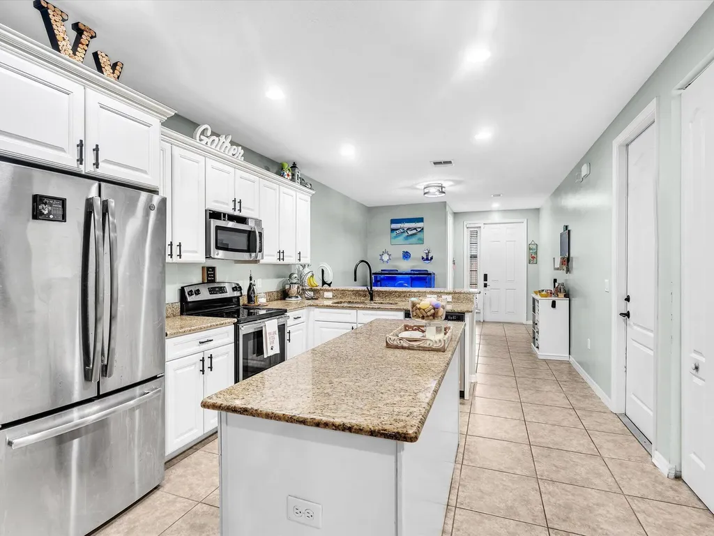 7758 SW 52nd Place Davie FL 33328