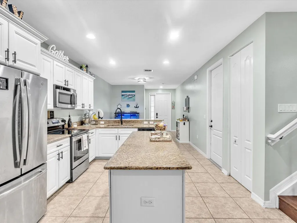 7758 SW 52nd Place Davie FL 33328