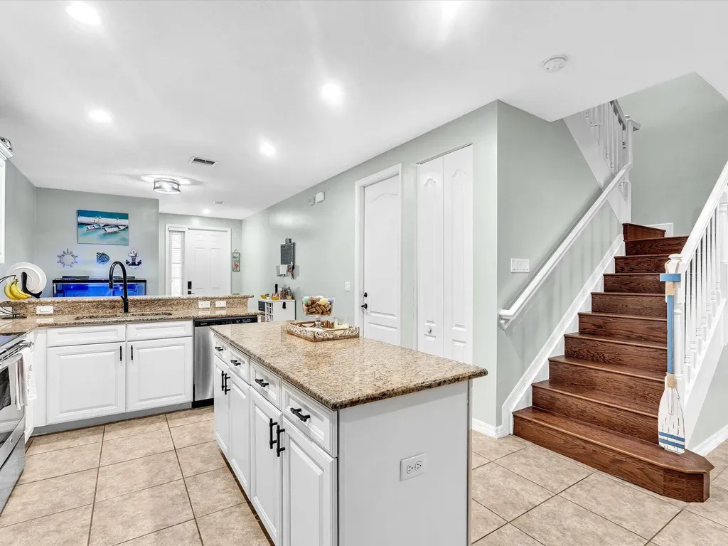 7758 SW 52nd Place Davie FL 33328