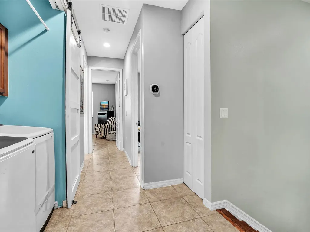 7758 SW 52nd Place Davie FL 33328