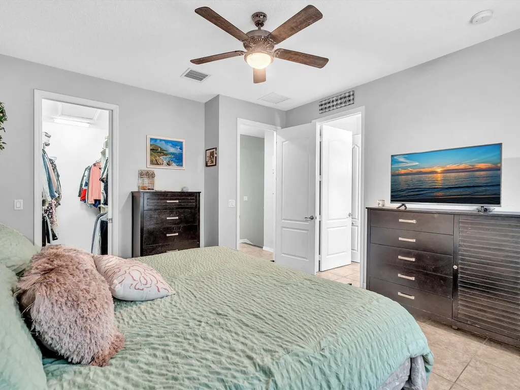 7758 SW 52nd Place Davie FL 33328