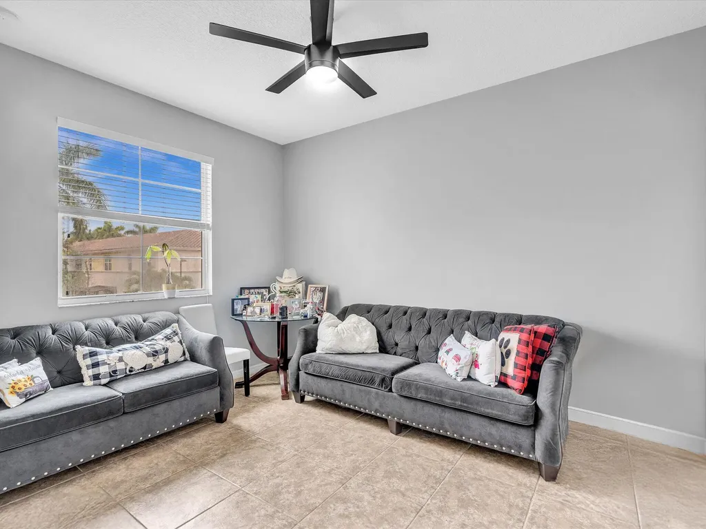 7758 SW 52nd Place Davie FL 33328