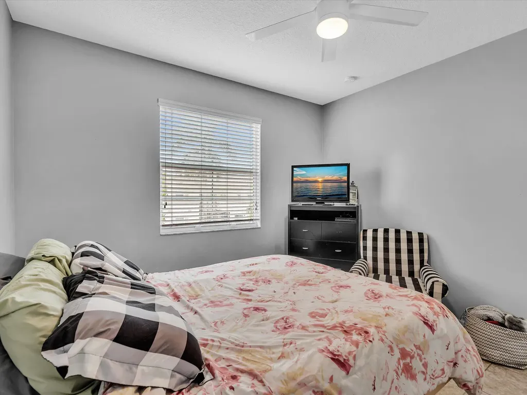 7758 SW 52nd Place Davie FL 33328