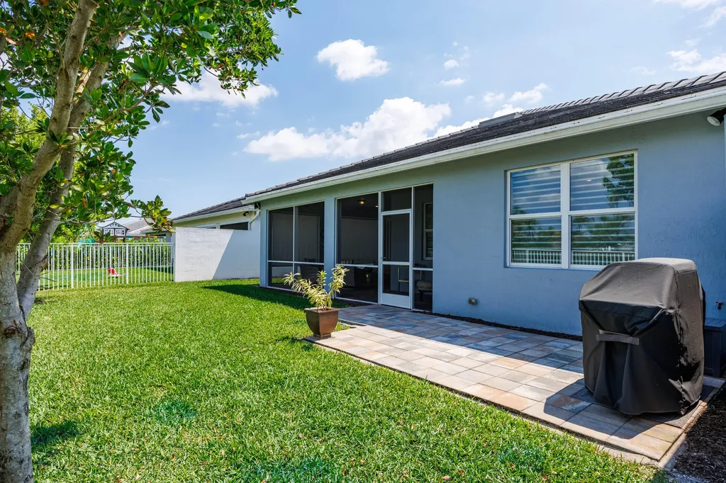 9633 Mosler Trail Lake Worth FL 33467