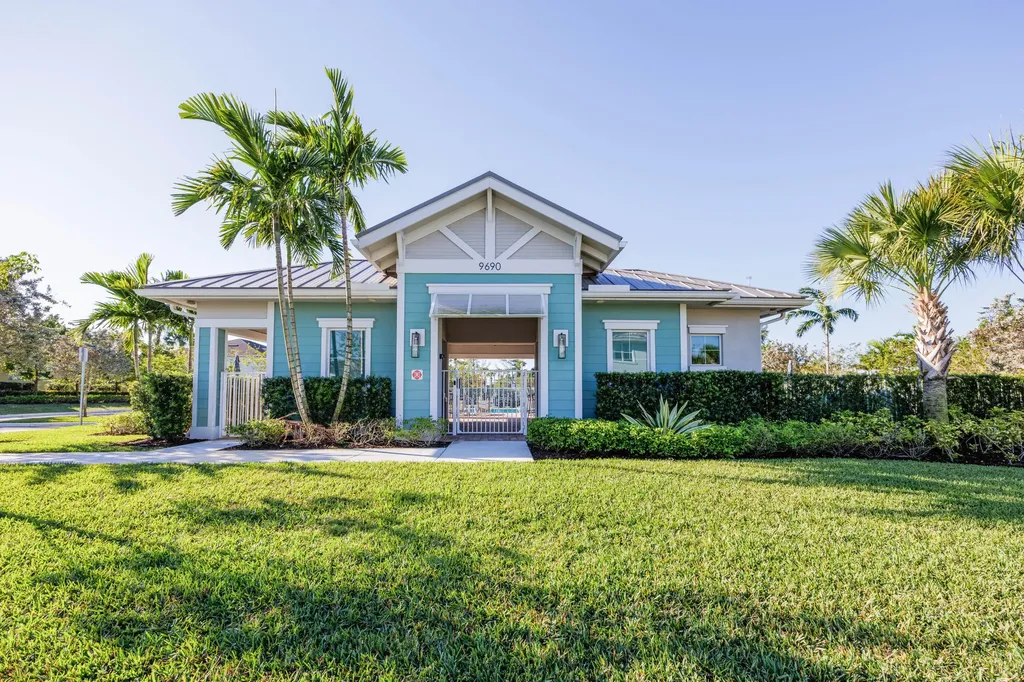9633 Mosler Trail Lake Worth FL 33467