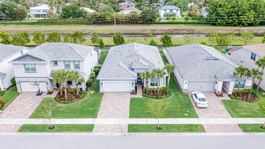 9633 Mosler Trail Lake Worth FL 33467