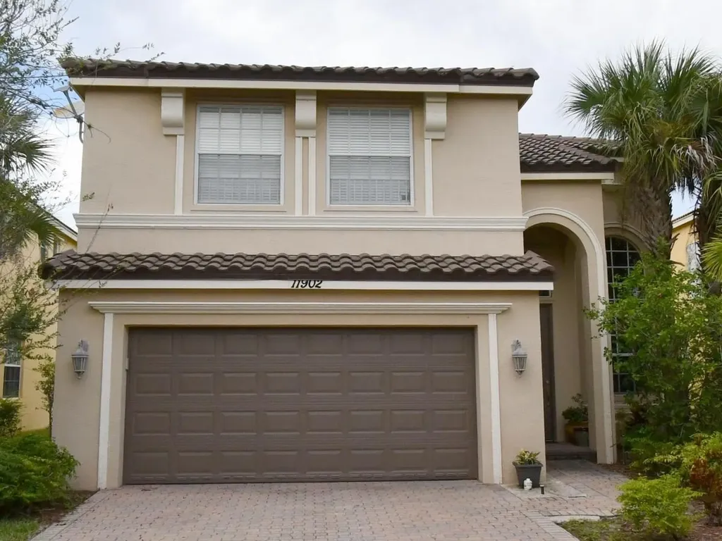 11902 SW Knightsbridge Lane Port St Lucie FL 34987