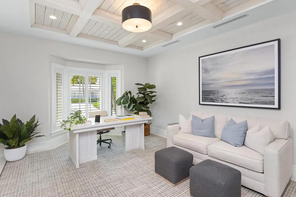 211 Ocean Terrace Palm Beach FL 33480
