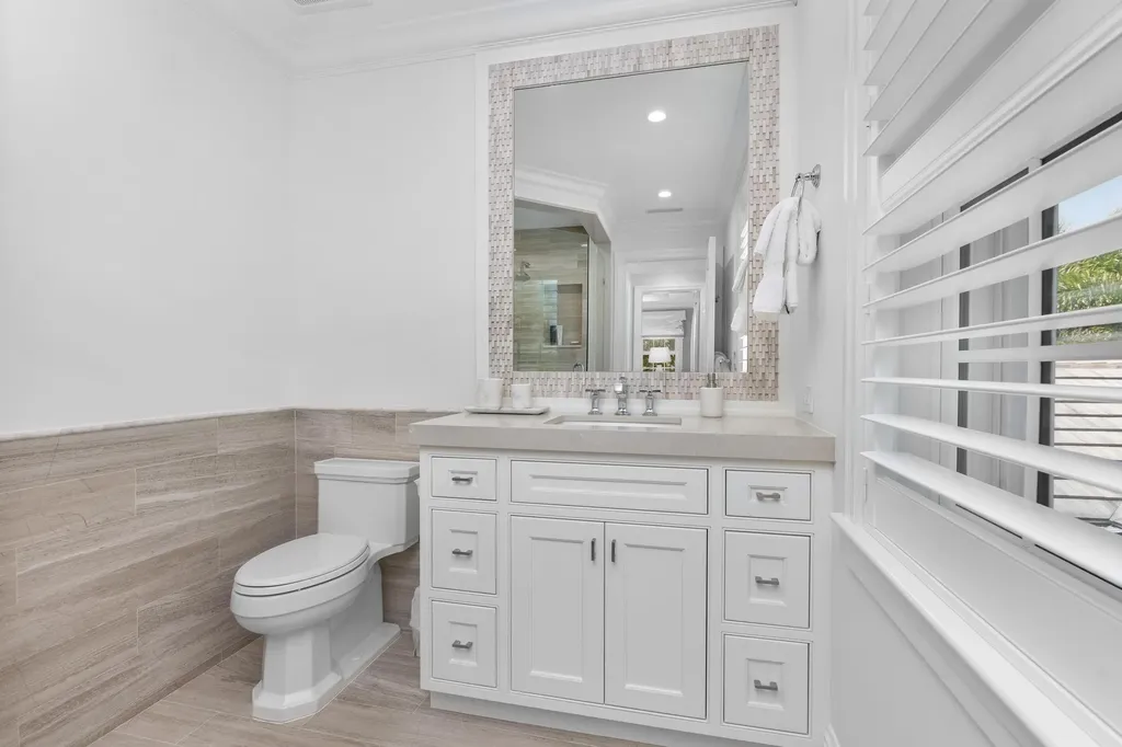 211 Ocean Terrace Palm Beach FL 33480