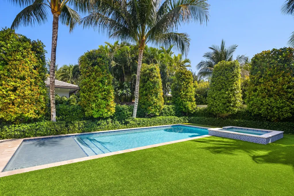 211 Ocean Terrace Palm Beach FL 33480