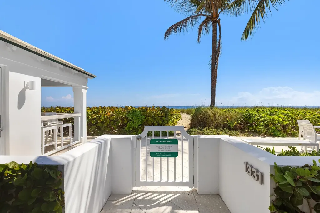 211 Ocean Terrace Palm Beach FL 33480