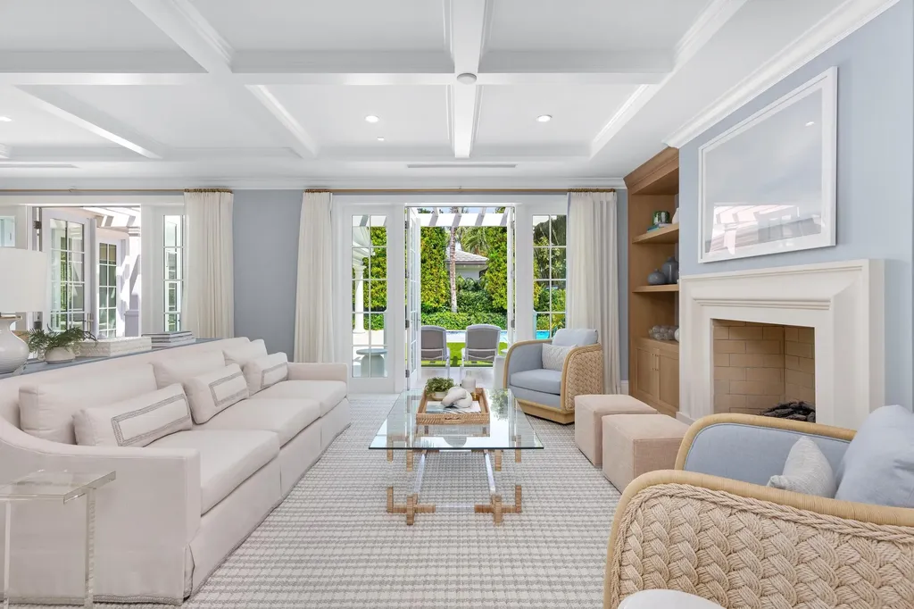 211 Ocean Terrace Palm Beach FL 33480