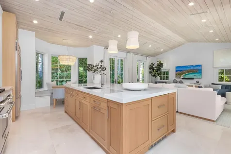 211 Ocean Terrace Palm Beach FL 33480
