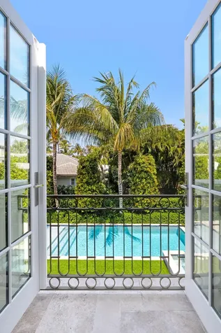 211 Ocean Terrace Palm Beach FL 33480
