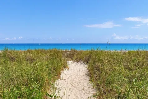 211 Ocean Terrace Palm Beach FL 33480
