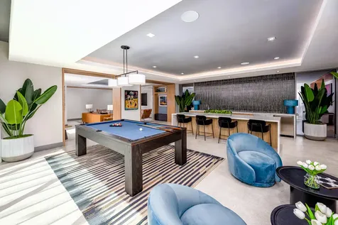 450 SW 5th Street Miami FL 33130
