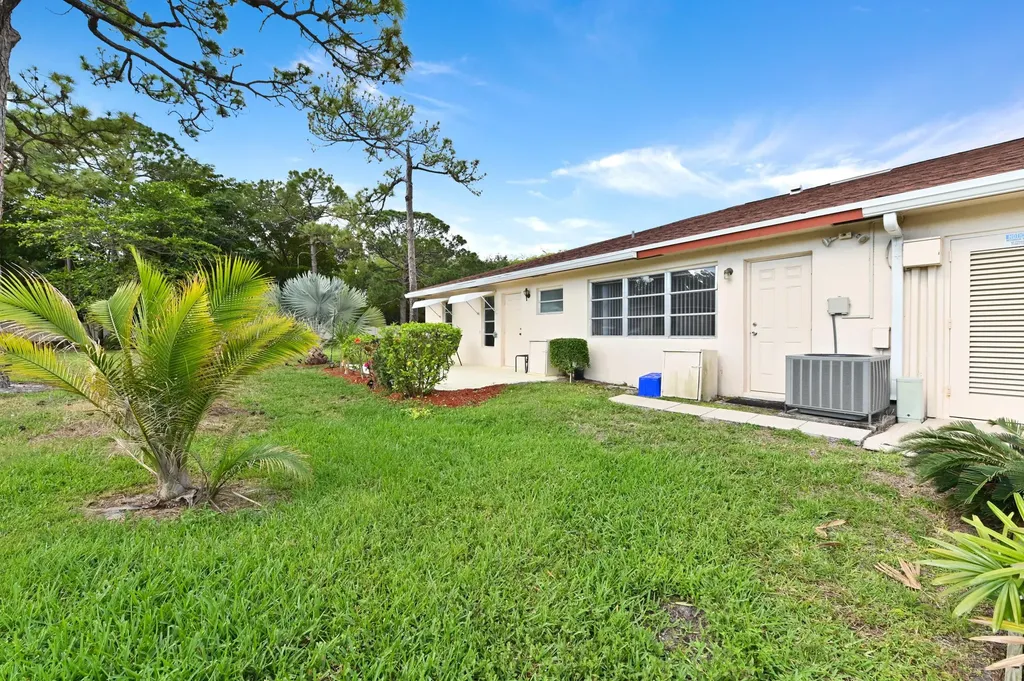 5120 NW 3rd Street Delray Beach FL 33445