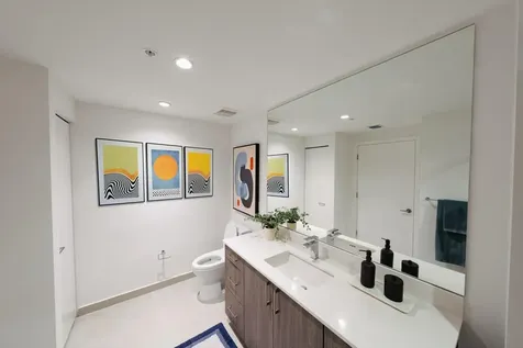 450 SW 5th Street Miami FL 33130
