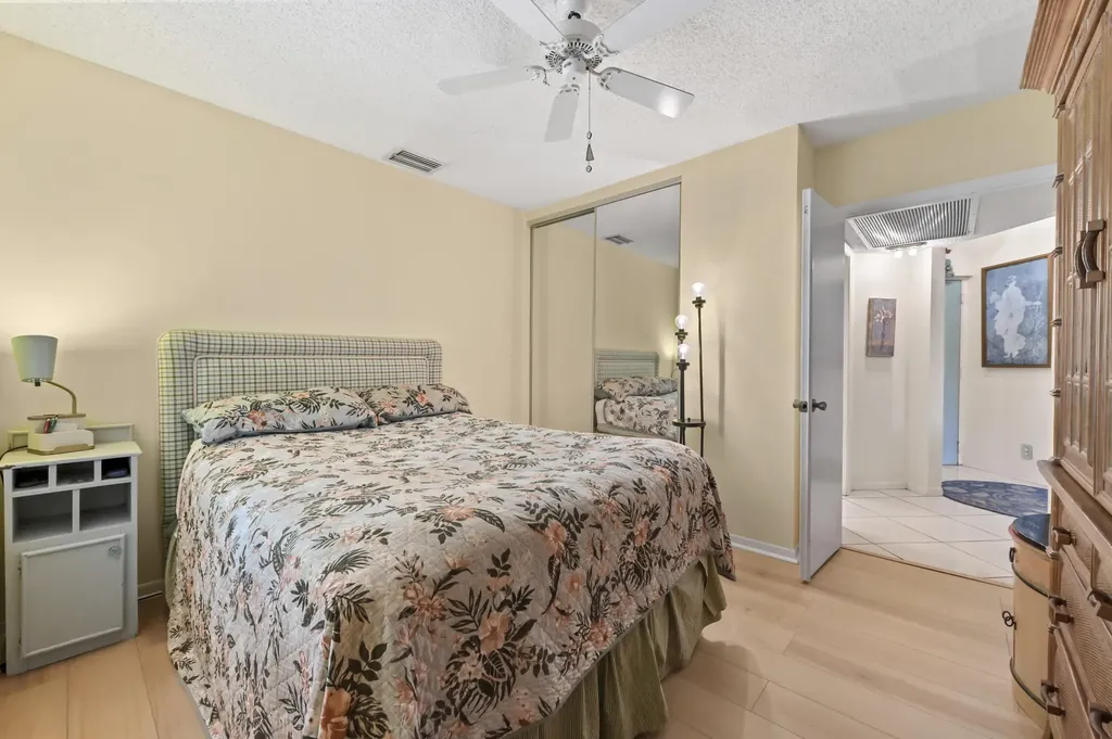5450 Verona Drive Boynton Beach FL 33437