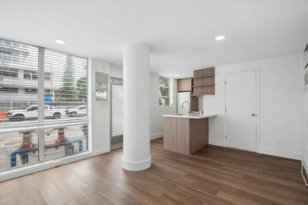 524 Orton Avenue Fort Lauderdale FL 33304