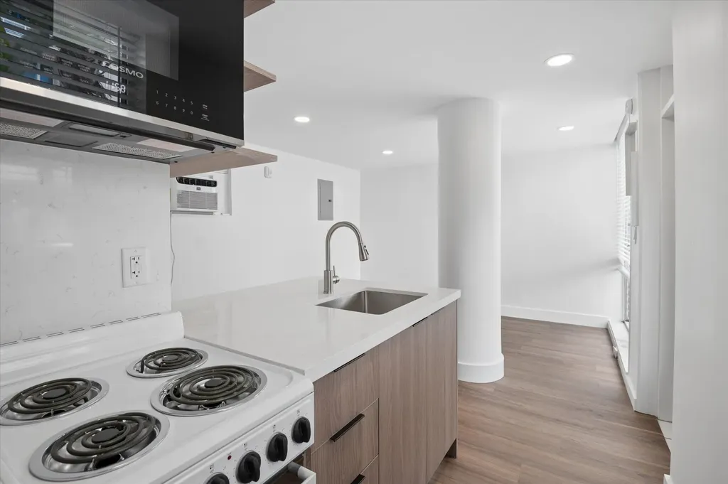 524 Orton Avenue Fort Lauderdale FL 33304