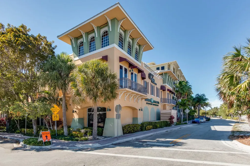 235 NE 1st Street Delray Beach FL 33444
