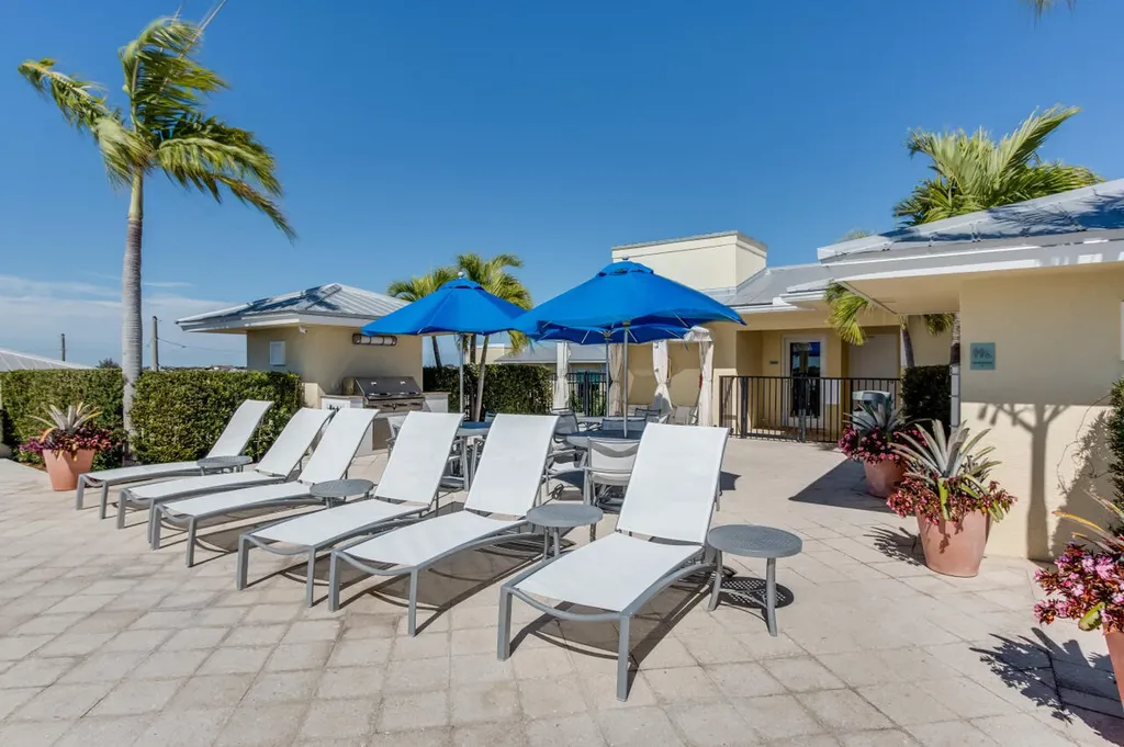 235 NE 1st Street Delray Beach FL 33444