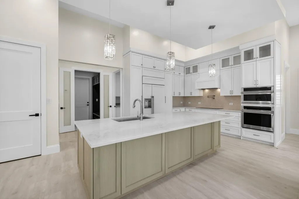 8771 Man O War Road Palm Beach Gardens FL 33418