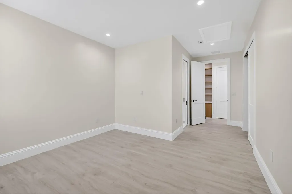 8771 Man O War Road Palm Beach Gardens FL 33418